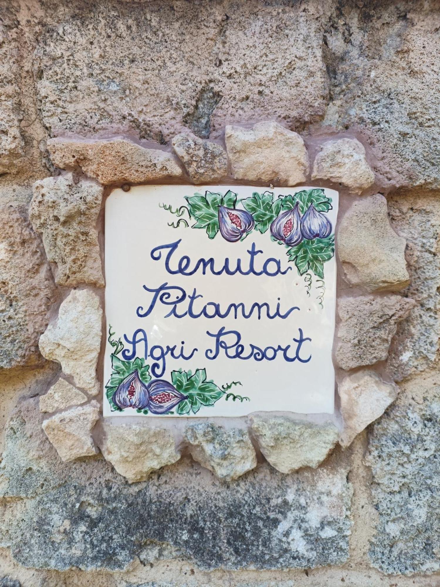 Masseria Pitanni Gallipoli Bagian luar foto